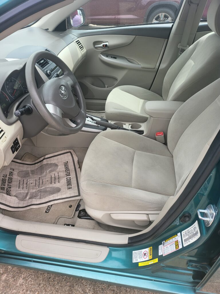 2010 TOYOTA COROLLA