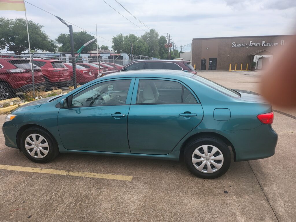 2010 TOYOTA COROLLA